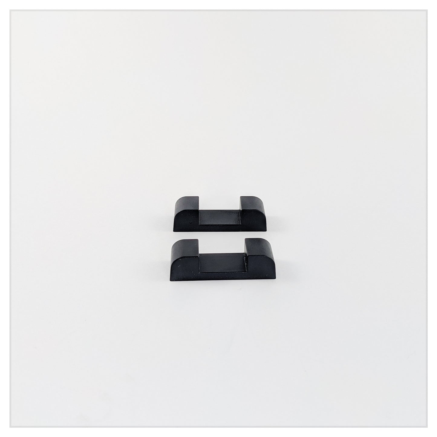 Flat Base Pair - Edge Stand - Black